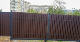 Купить распашные ворота из штакетника Апшеронск, цена от 2734 руб.