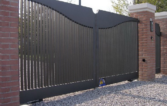 Купить новые ворота Абакан откатные в Апшеронске по цене от 82513 руб