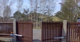 Купить распашные ворота из штакетника Апшеронск, цена от 2734 руб.